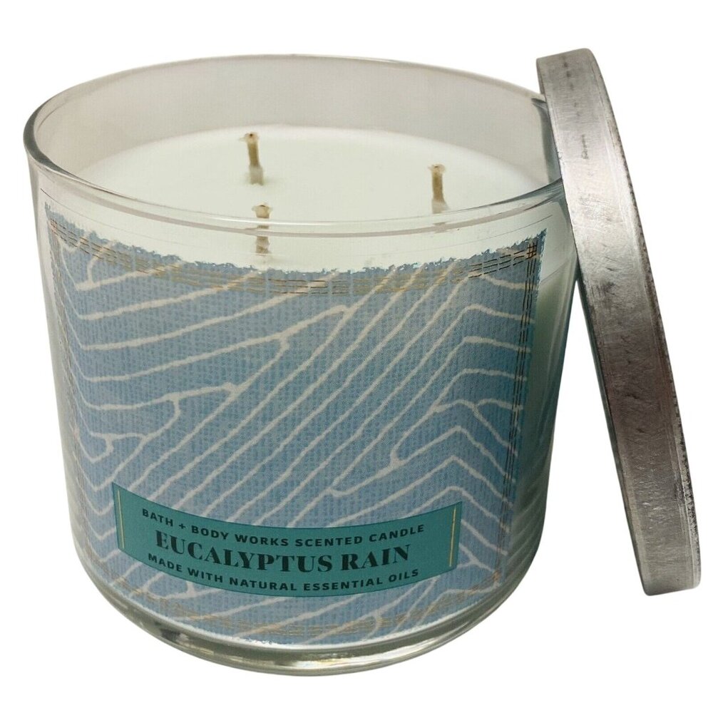 Bath and Body Works Eucalyptus Rain 3-Wick Large Candle (14.5 oz / 411 g)